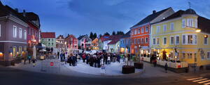 Stadtplatz_Gallneukirchen_Nacht (Quelle: Stadtamt Gallneukirchen)