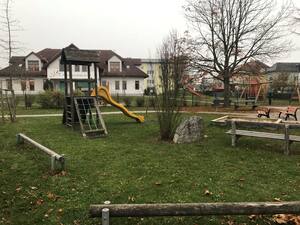 Musikschule Schnopfhagen Veranstaltungen Spielplatz (Quelle: Land OÖ.)