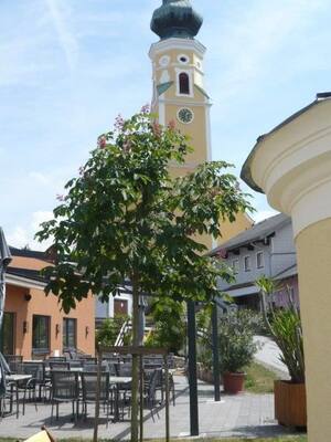 Ostermiething Ortsplatz (Quelle: Ostermiething, Burgi Hütter)