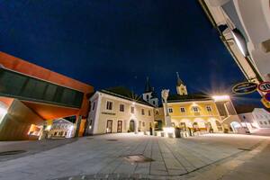 Marktgemeinde Sarleinsbach, Marktplatz bei Nacht (Quelle: Marktgemeinde Sarleinsbach, Christian Fidler)