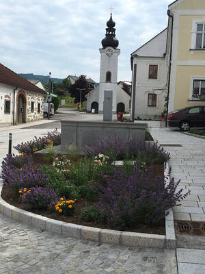 Ortsplatz_Kirche (Quelle: Land OÖ)